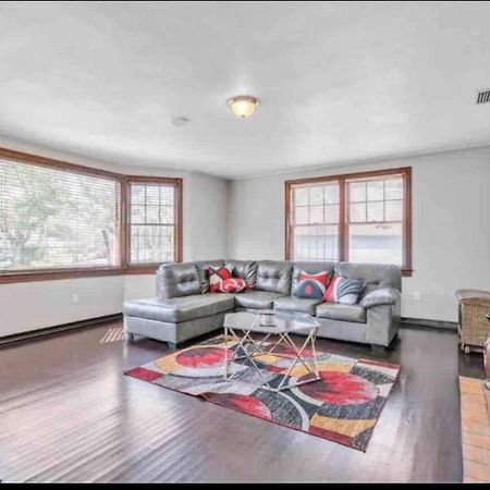 Comfy Pet Friendly Home In Jacksonville Mins To Downtown'S Exteriör bild