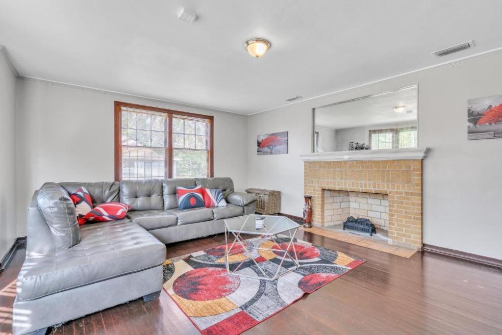 Comfy Pet Friendly Home In Jacksonville Mins To Downtown'S Exteriör bild